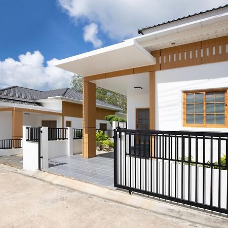 Villa Sunrise Garden A181 Ban Muang Mai ภายนอก รูปภาพ